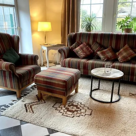 Appartement Gemuetliches In Ruhiger Lage. *