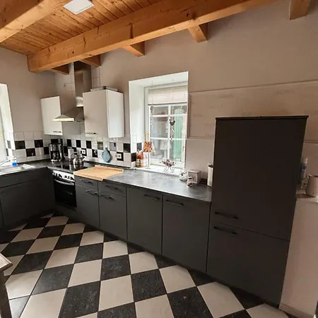 Gemuetliches In Ruhiger Lage. Appartement