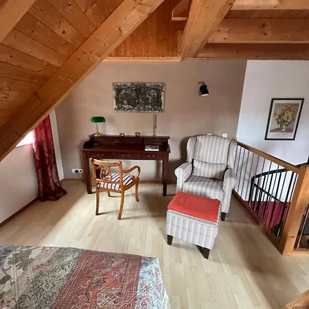 Appartement Gemuetliches In Ruhiger Lage.